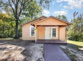 715 Newbern Ave, Statesville, NC 28677