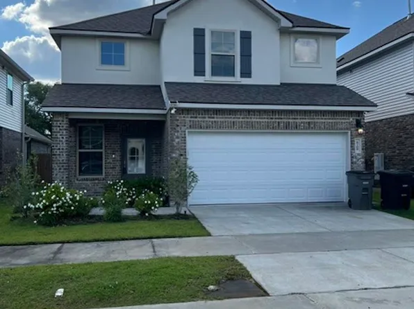 6708 Tiger Pointe Dr, Baton Rouge, LA 70817