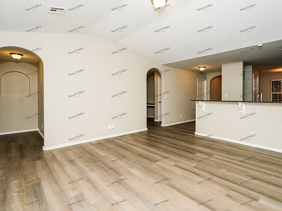 4th image of 11059 N 148th East Ave