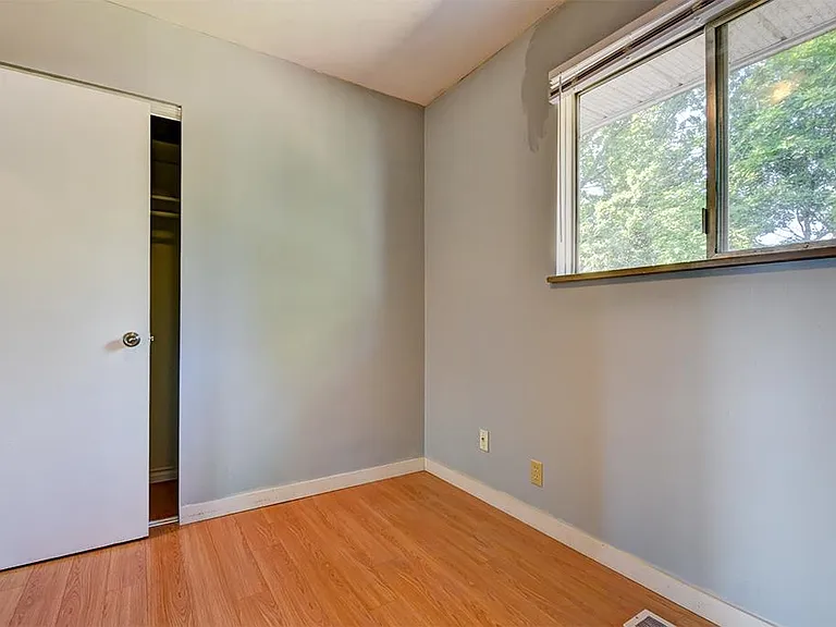 6440 Mara Cres #MAIN — Photo 24