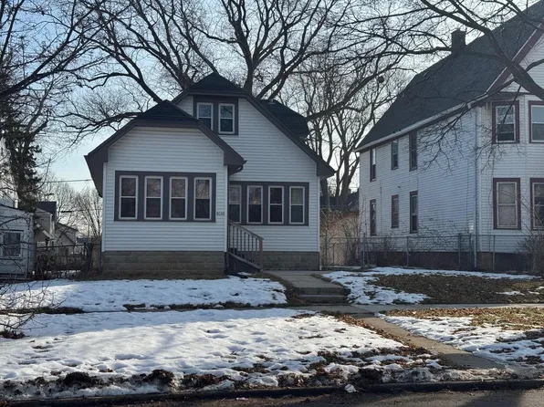 4740 North 30th STREET, Milwaukee, WI 53209