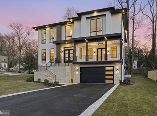 2202 Grayson Pl, Falls Church, VA 22043