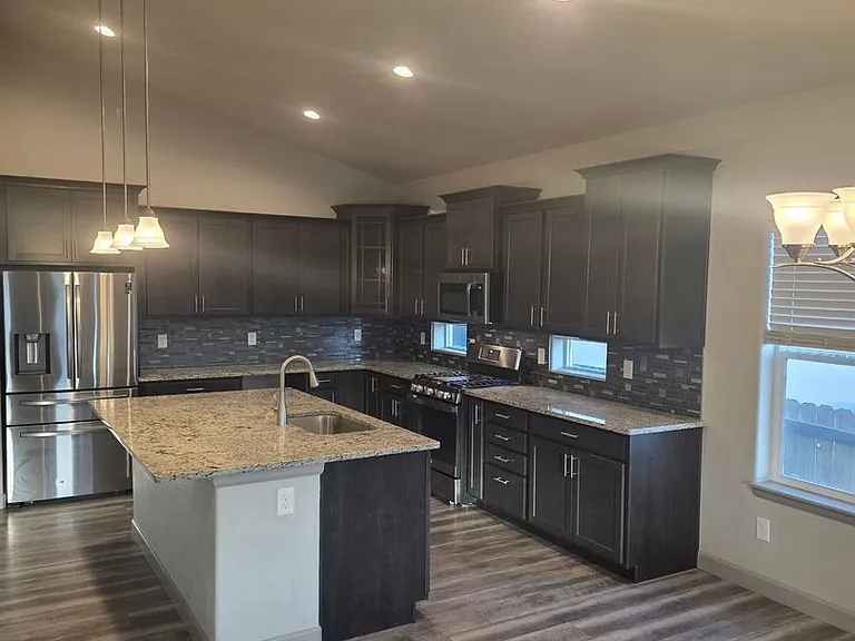 6124 Wacissa Dr — Photo 2