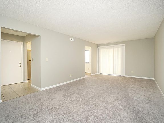 3rd image of 34 Providence Dr APT 31
