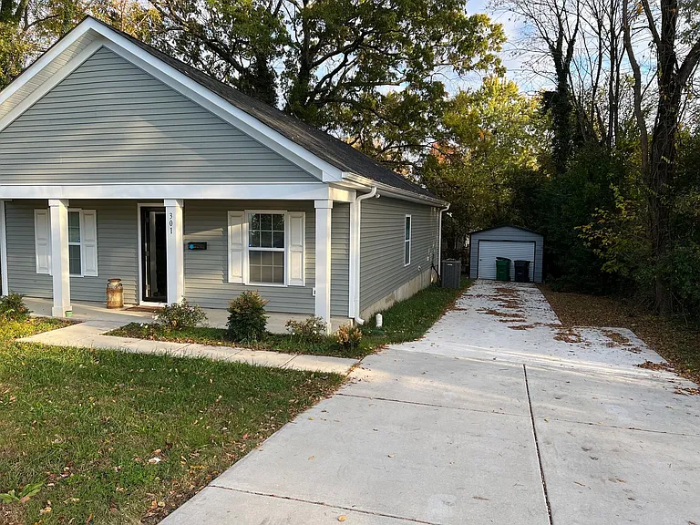 301 Goff St — Photo 1