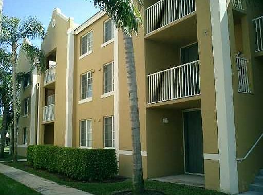 1st image of 11185 SW 6th St APT 301