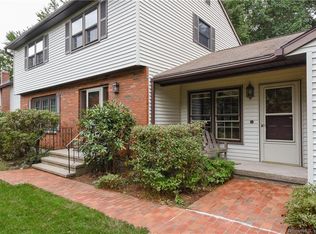 9 Bella Ln, Unionville, CT 06085