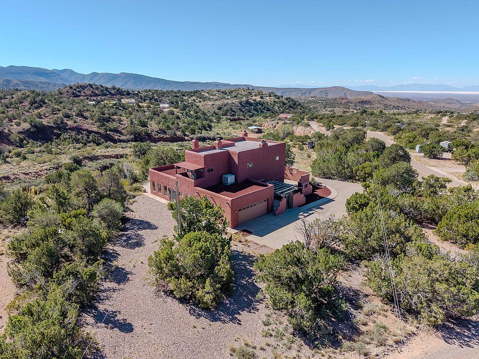 1st image of 658 Laborcita Canyon Rd
