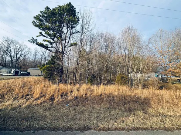 5 Denmark Ln, Jamestown, KY 42629