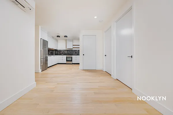 Rented by Nooklyn NYC LLC | media 48