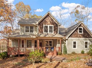 11 Maple Cove Dr, Swannanoa, NC 28778