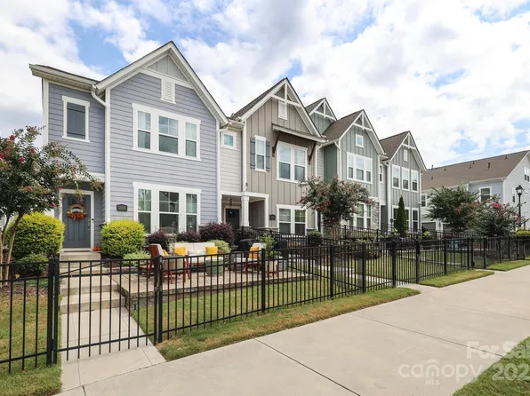 2518 Lydia Ave, Charlotte, NC 28205