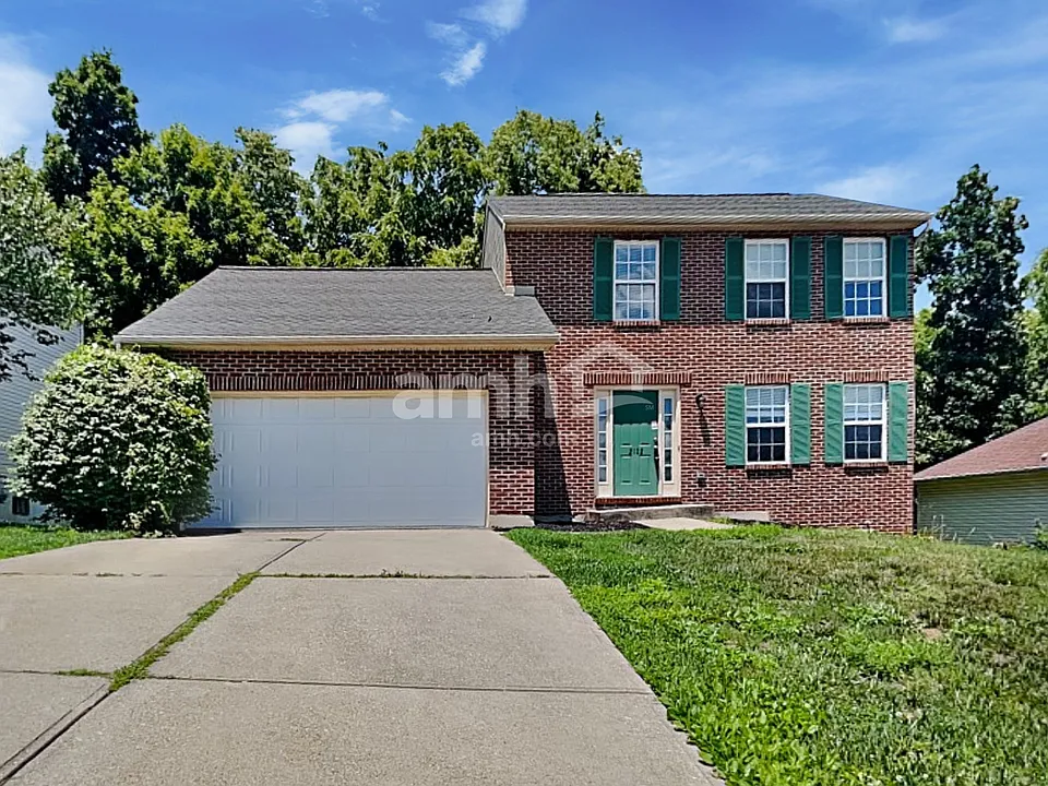 2132 Lunar Ln