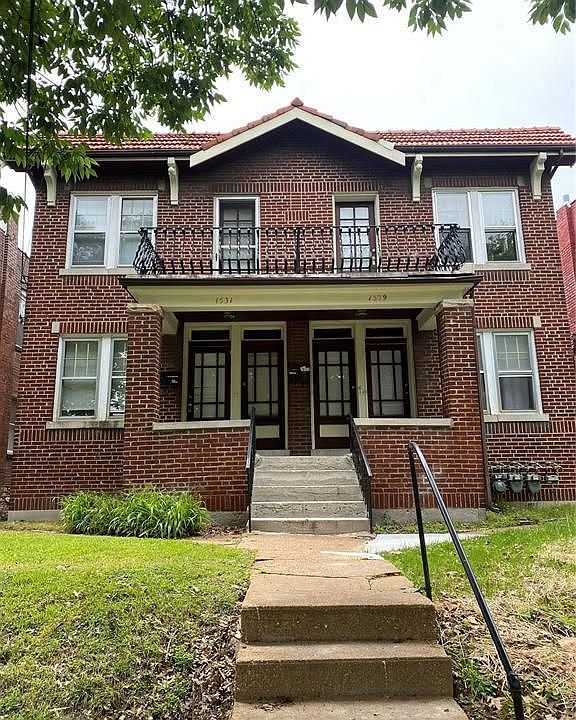 1st image of 1529 McCausland Ave Floor 1