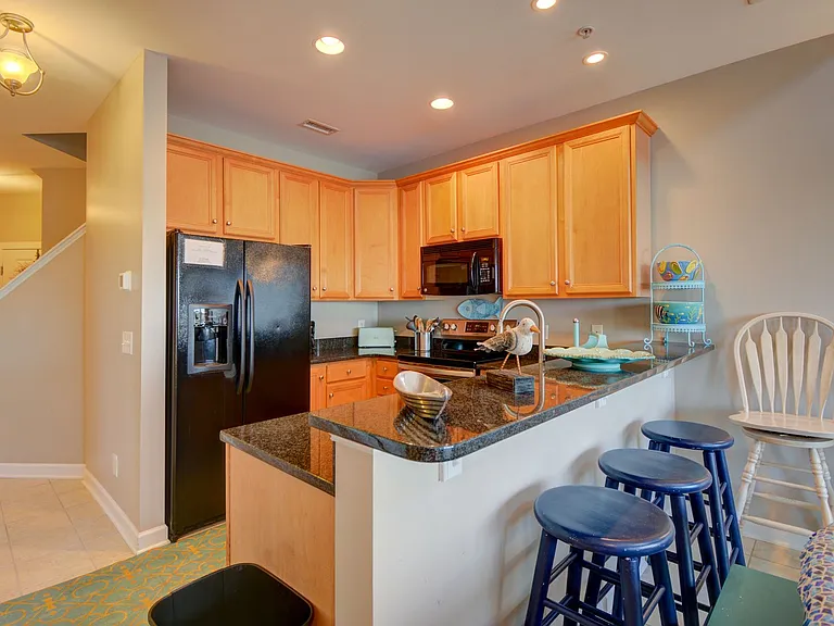 205 Summer Winds Pl — Photo 11