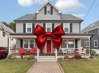 1816 River St, Hyde Park, MA 02136