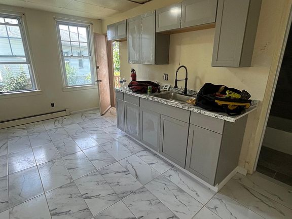 3rd image of 65 Harrison Ave #1R