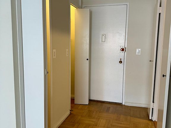 3rd image of 401 E 81st St APT 16F