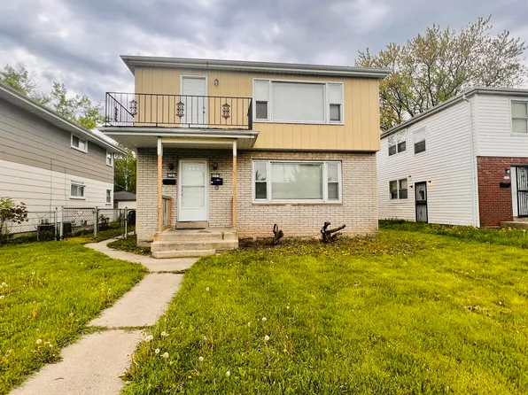 8907 W Hampton Ave, Milwaukee, WI 53225