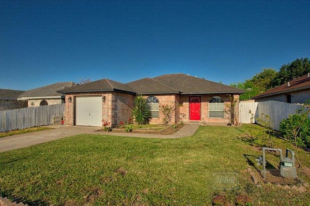 1st image of 557 Mandarine Ln