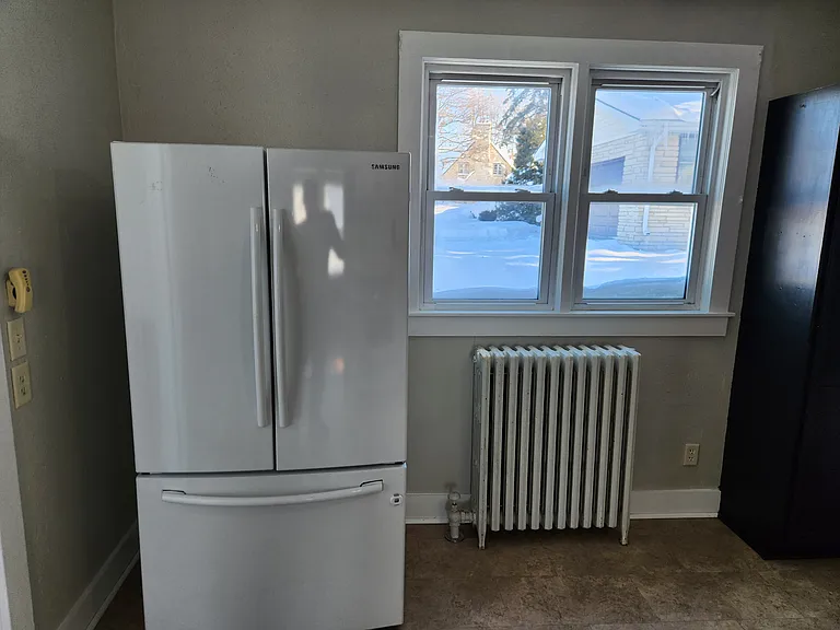 759 E Sumner St — Photo 13