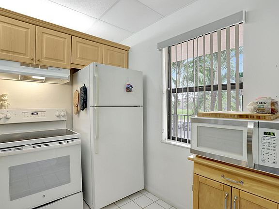 5th image of 2793 NW 104th Avenue #206