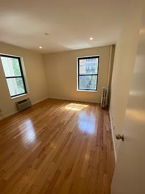 Rented by Level Group | media 17