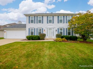 985 Westgate Dr, Aurora, IL 60506