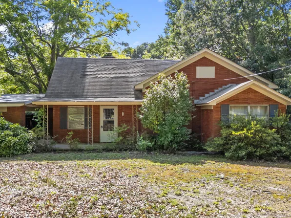 1217 Shepard School Rd, Zebulon, NC 27597