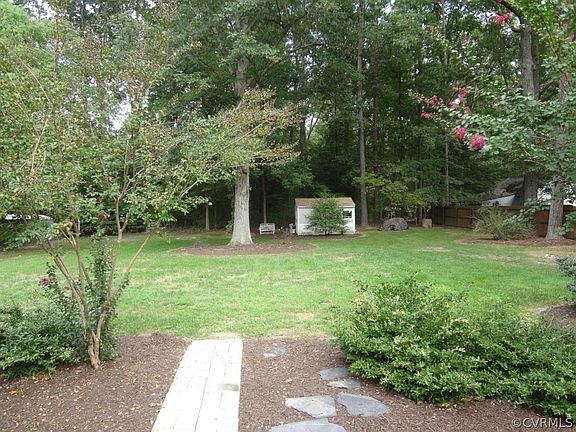 3rd image of 1567 Whippoorwill Rd
