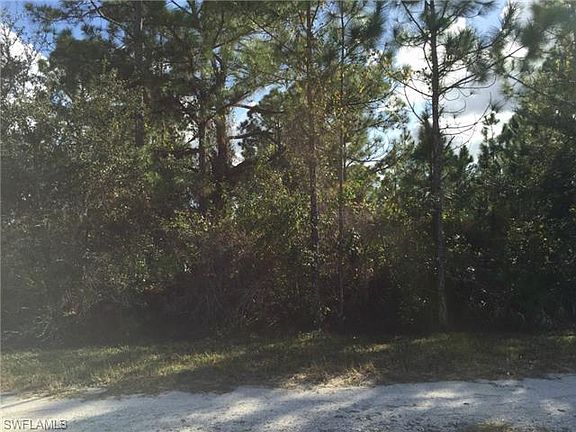 4th image of 28016 Aloha Dr