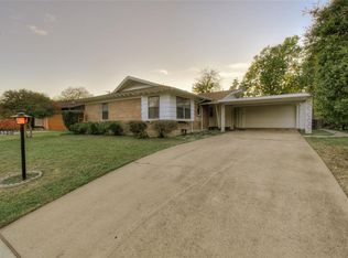 3520 Guadalupe Rd, Fort Worth, TX 76116