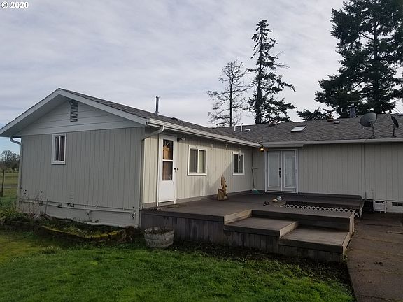 3rd image of 82252 N Pacific Hwy