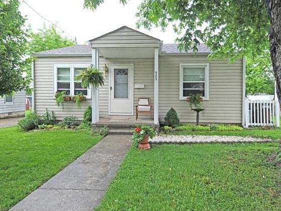 1st image of 523 Pauline Dr