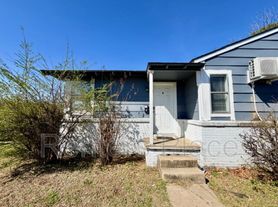 2915 E Easton St, Tulsa, OK