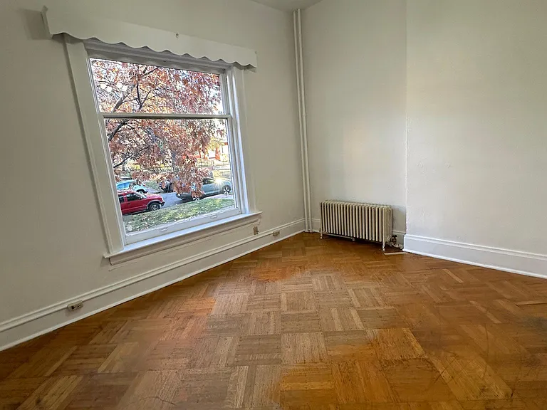1551 N Gaylord St #1 — Photo 1