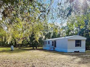 125 McCall St, Hawthorne, FL 32640