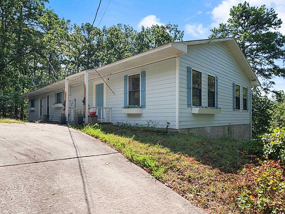 2nd image of 554 Emerald Cove Rd