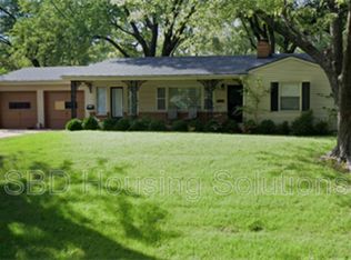 6108 Laurel Ave, Raytown, MO 64133