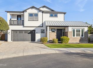 3814 E Crittenden Ln, Phoenix, AZ 85018