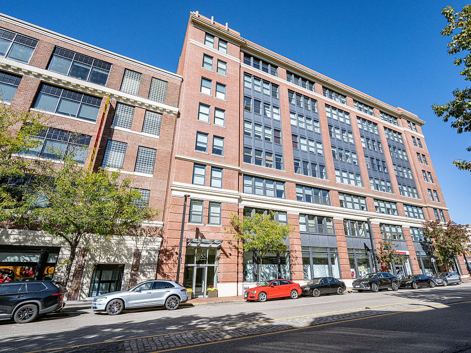 1st image of 285 Columbus Ave Unit 601