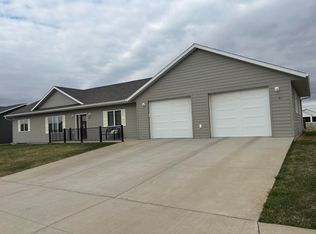 2117 Brookstone Loop, Pierre, SD 57501