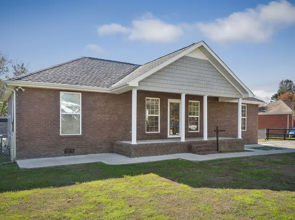 613 Ginger Dr, Smithville, TN 37166