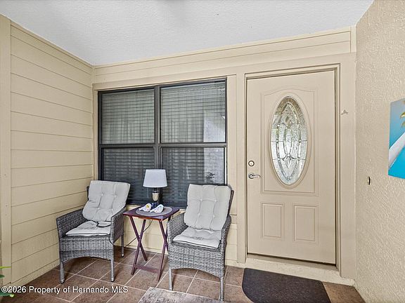 4th image of 6627 Williamsburg Ct