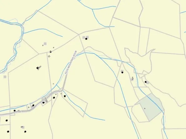 Pilot Mountain Holw, Faber, VA 22938