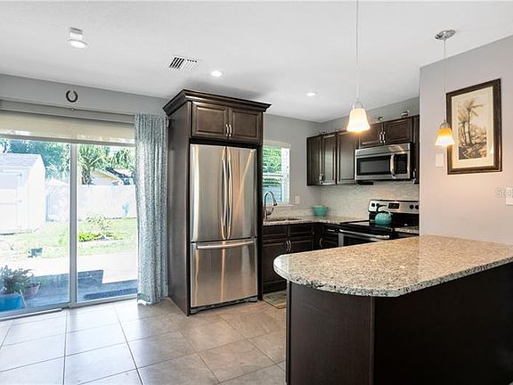 5th image of 5429 Genoa Ln #2