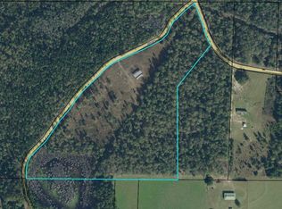 1632 White Rd, Westville, FL 32464