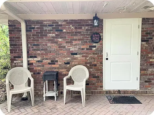 12137 Riverhills Dr — Photo 3