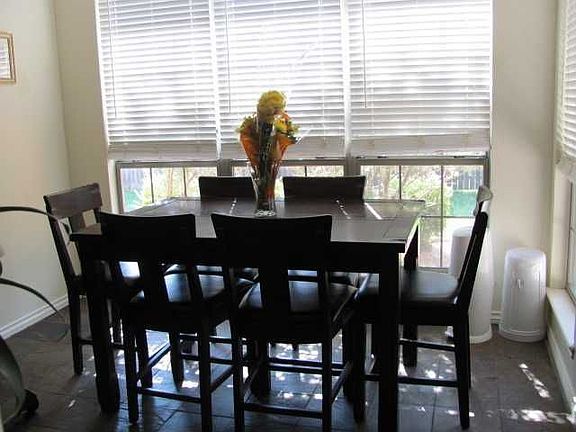 3rd image of 2015 Mimosa Dr NW