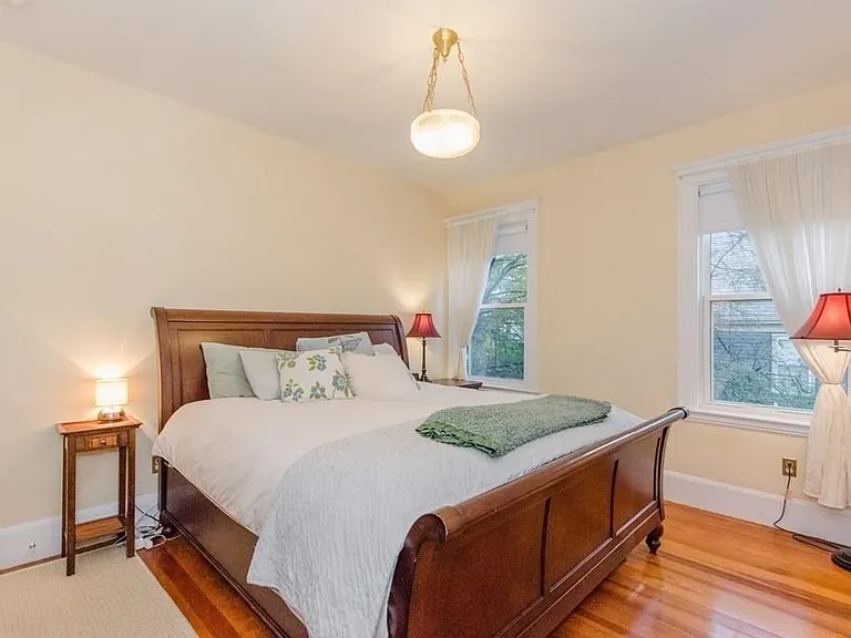 16 Primrose St #2 — Photo 8